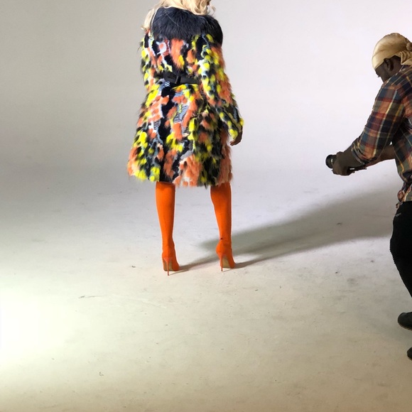 VERSACE fox and leather coat. Size 6 BNWT - Picture 4 of 8